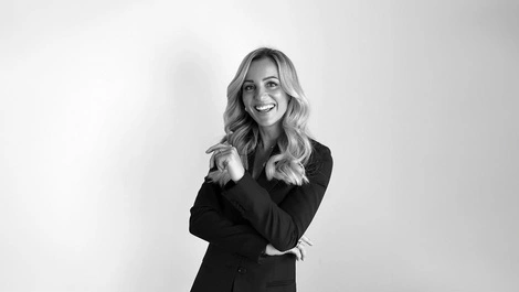 Yahoo enhances satellite sales team with Hayley Treasure hire